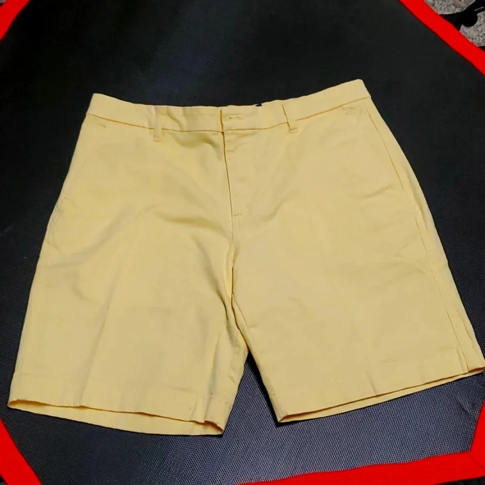 Chaps dress shorts Size 33 men's box# 2